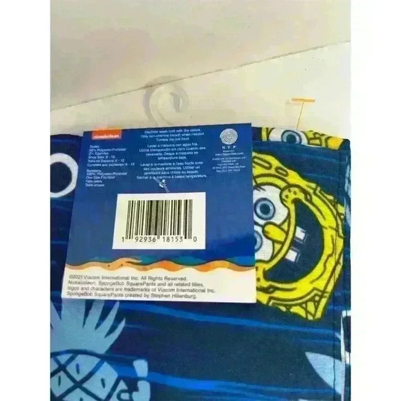 Nickelodeon SpongeBob Men's Crew Sock & Bandana Set Multicolor - Picture 3 of 3